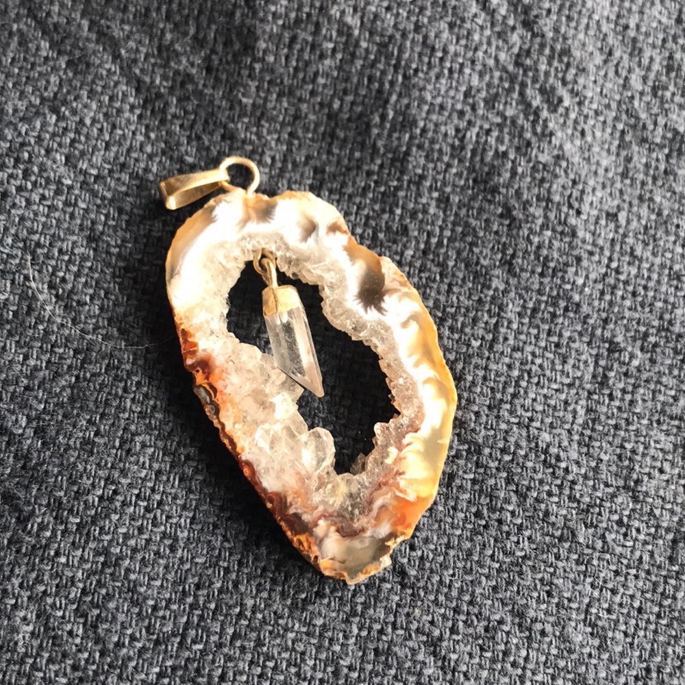 Large Geode Pendant - Picture 3 of 3